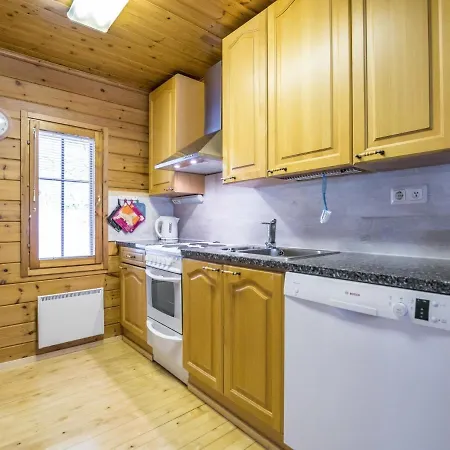 Lehtotuvat E By Interhome