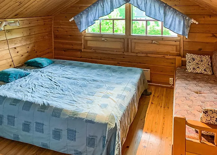 Lehtotuvat E By Interhome